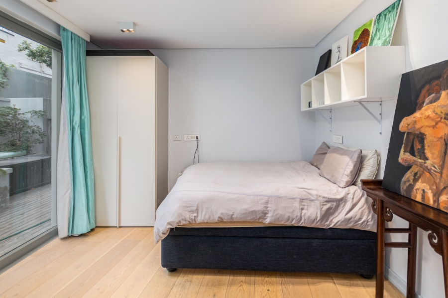 2 Bedroom Property for Sale in Sea Point Western Cape